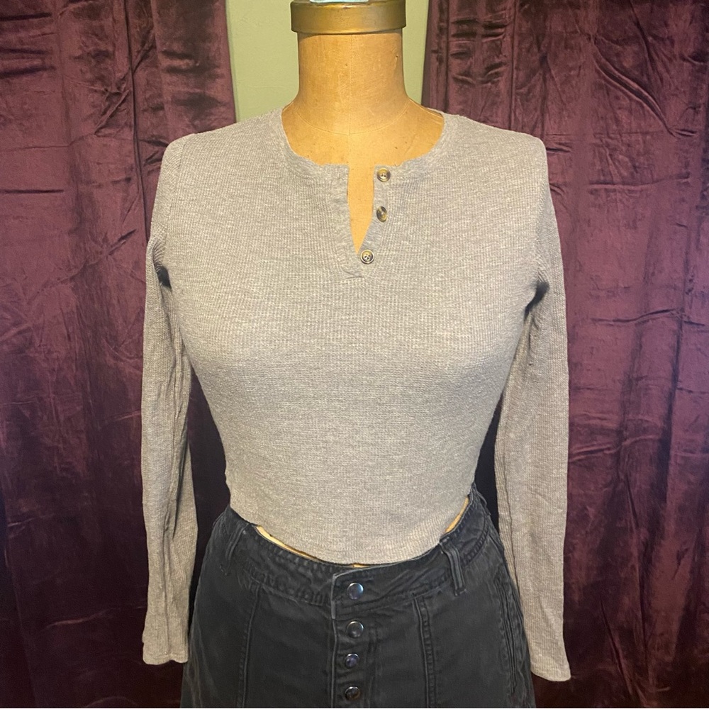 Grey ribbed long sleeve top